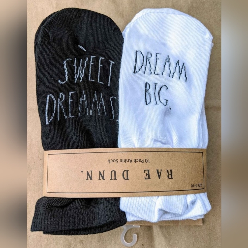 NEW Rae Dunn Dream‎ black and ankle white socks, 10 pairs